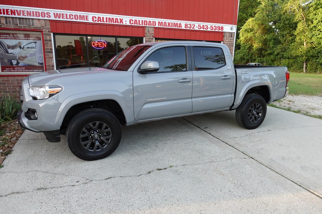 2020 Toyota Tacoma Image 4