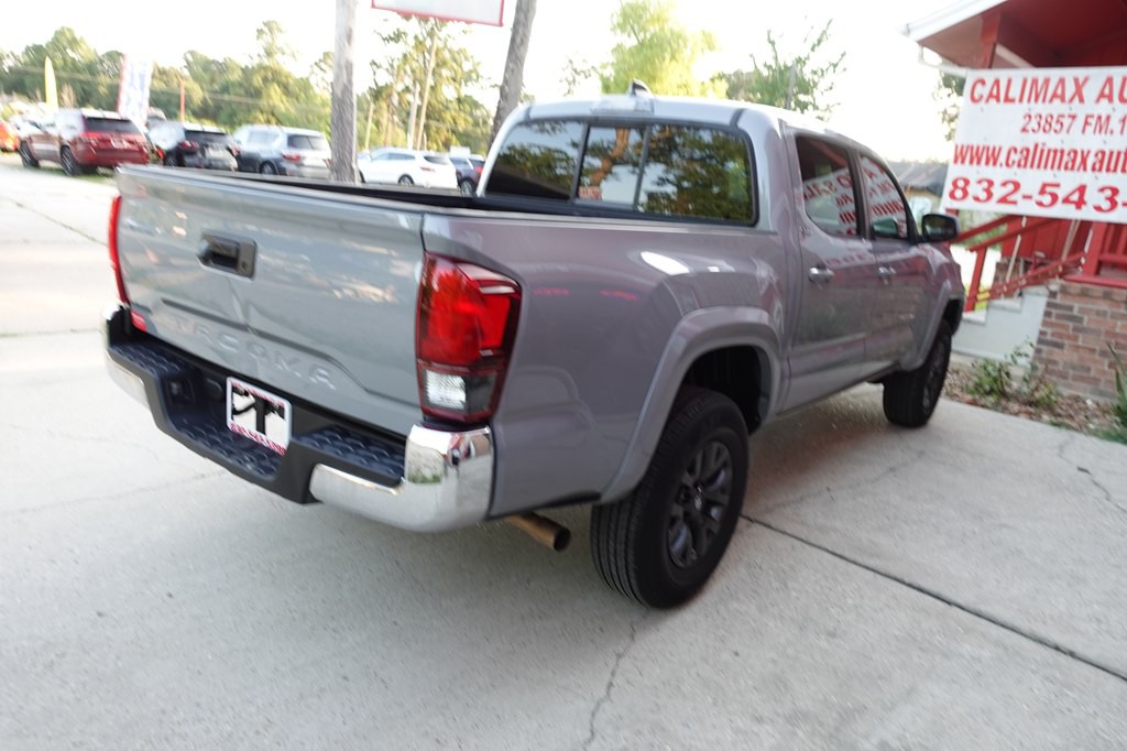 2020 Toyota Tacoma Image 15