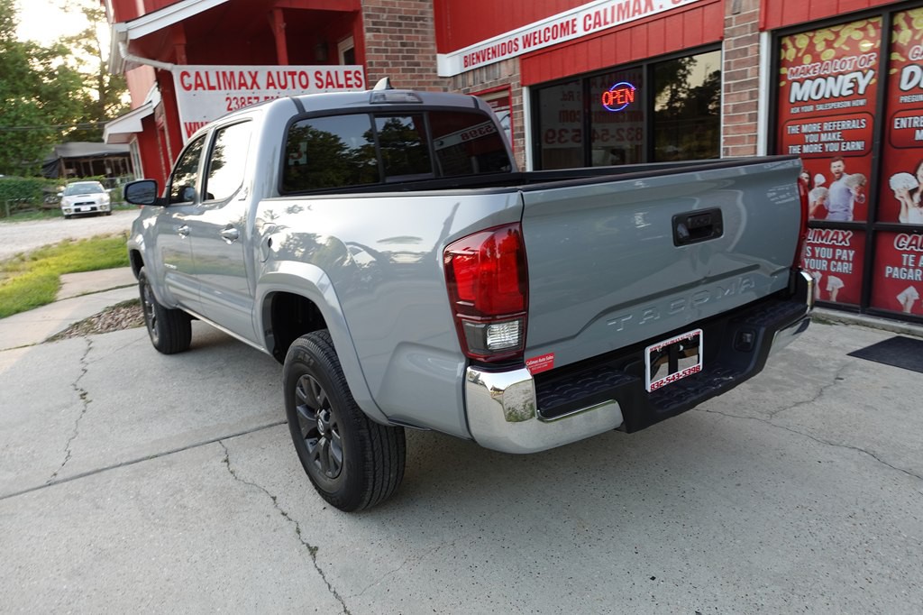 2020 Toyota Tacoma Image 21