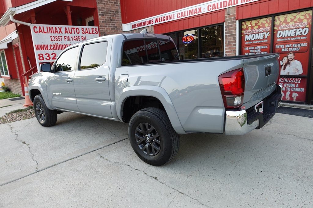 2020 Toyota Tacoma Image 22