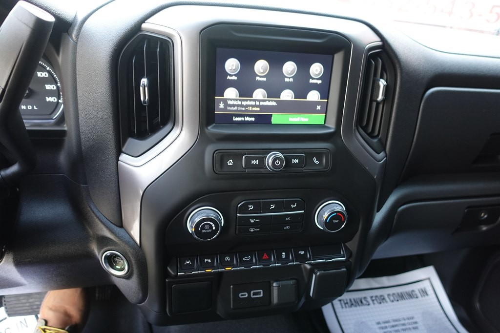 2024 Chevrolet Silverado 1500 Image 32