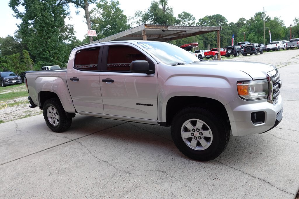2018 GMC Canyon Image 11
