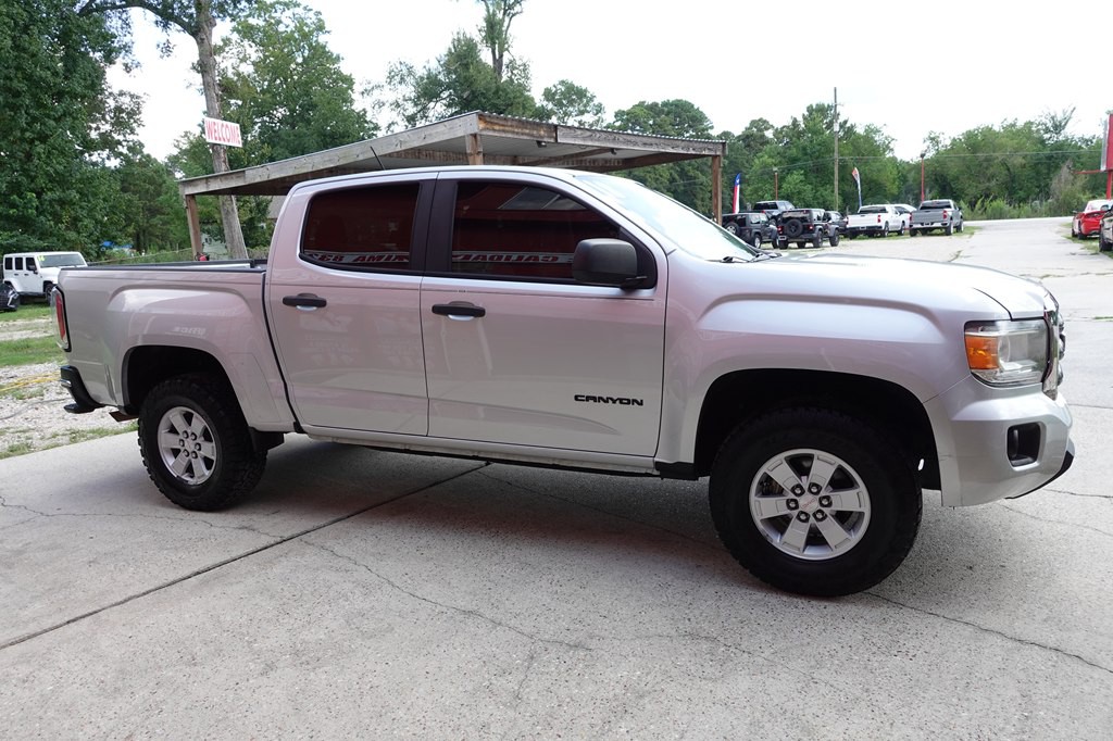 2018 GMC Canyon Image 12