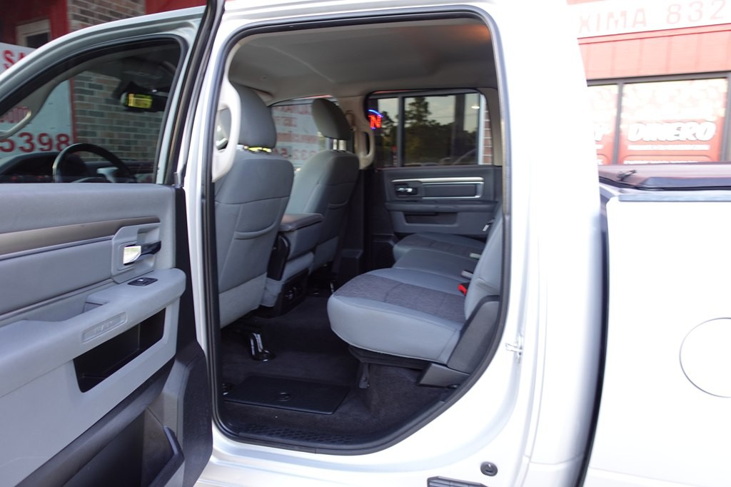 2018 RAM 1500 Image 27