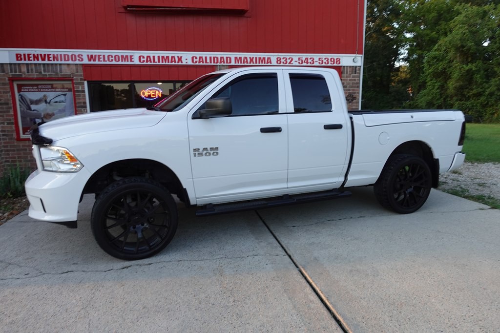 2016 RAM 1500 Image 3