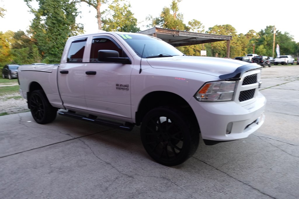 2016 RAM 1500 Image 11