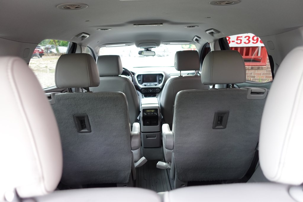 2020 GMC Acadia Image 21