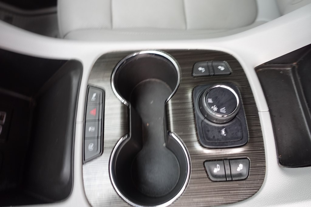 2020 GMC Acadia Image 37