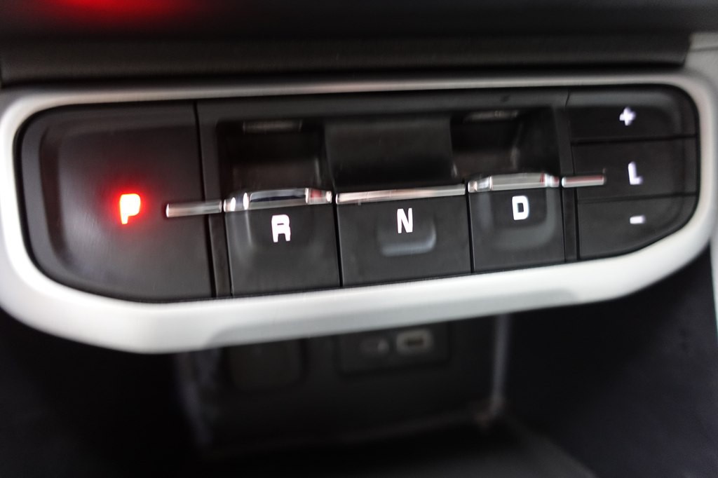 2020 GMC Acadia Image 42