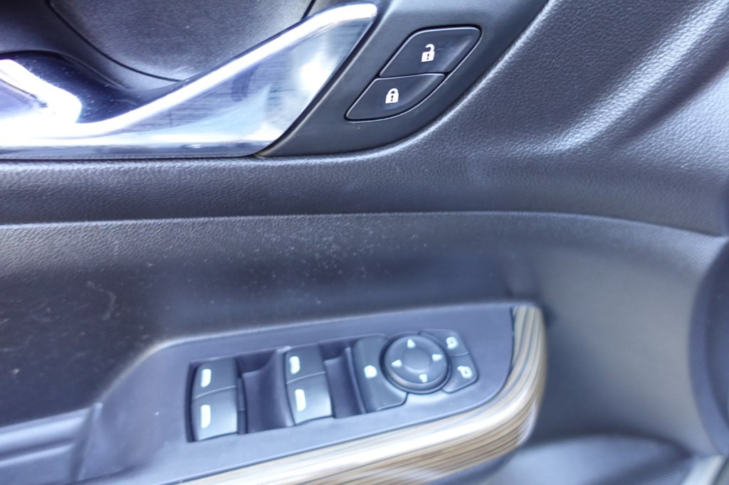 2021 GMC Acadia Image 24