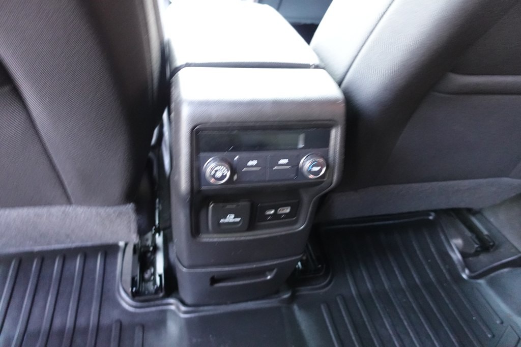 2021 GMC Acadia Image 29