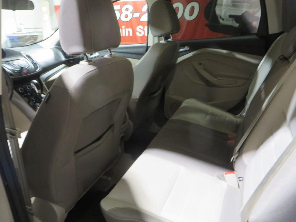 2015 Ford Escape Image 12