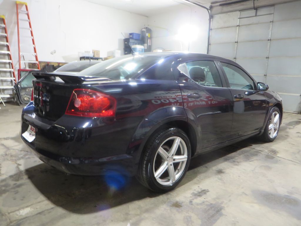 2011 Dodge Avenger Image 6