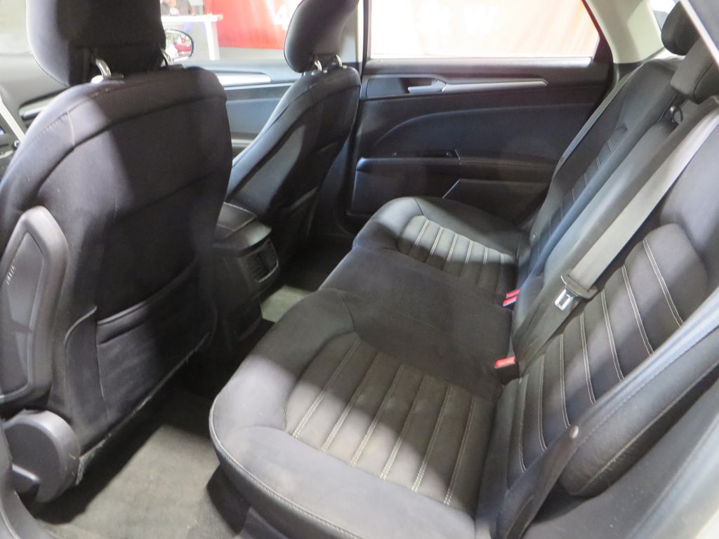 2013 Ford Fusion Image 12