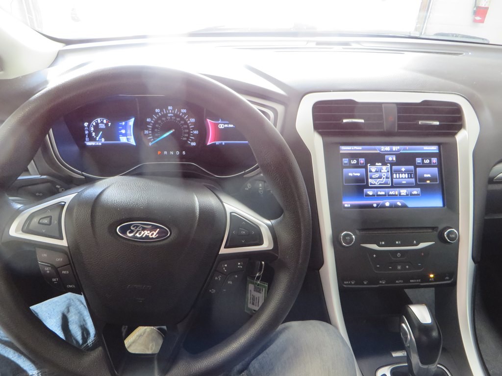 2013 Ford Fusion Image 20