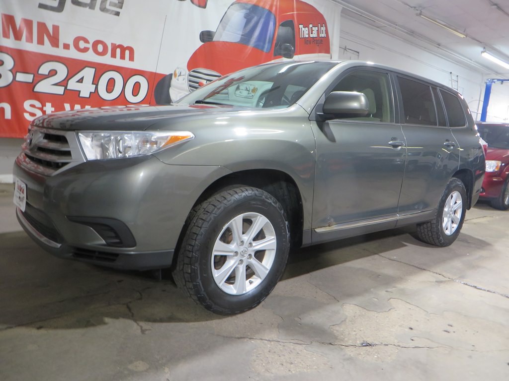 2012 Toyota Highlander Image 2