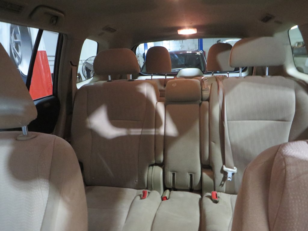 2012 Toyota Highlander Image 17