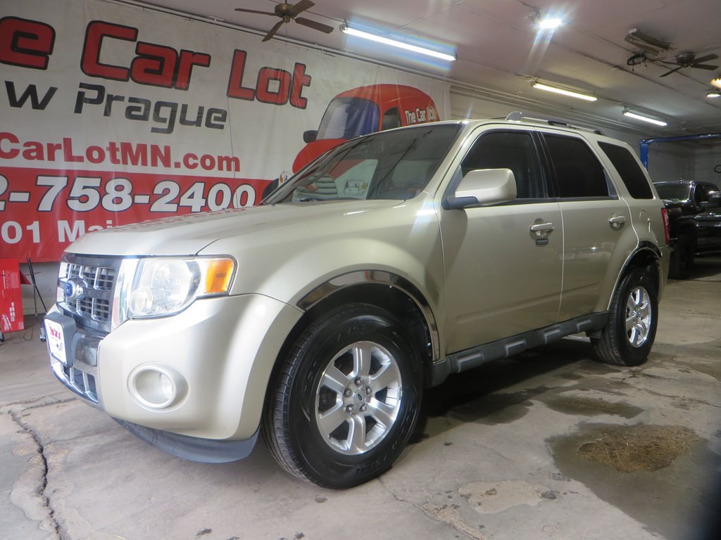 2010 Ford Escape Image 2