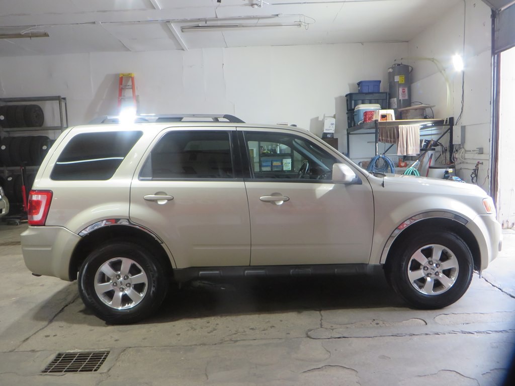 2010 Ford Escape Image 5