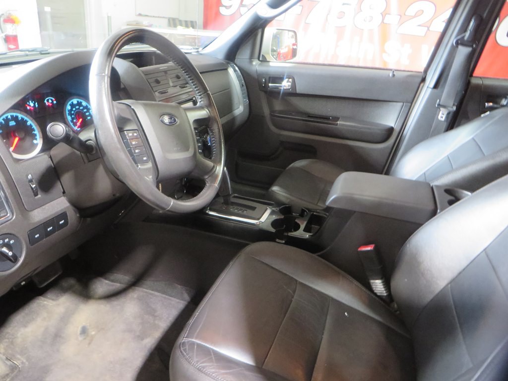 2010 Ford Escape Image 11
