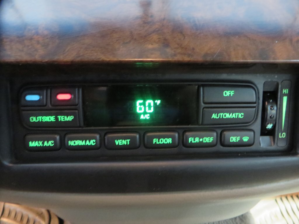 2005 Mercury Grand Marquis Image 15