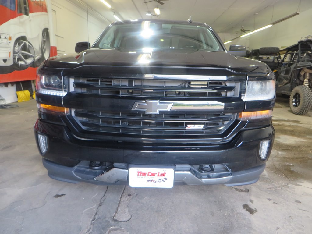 2018 Chevrolet Silverado 1500 Image 2
