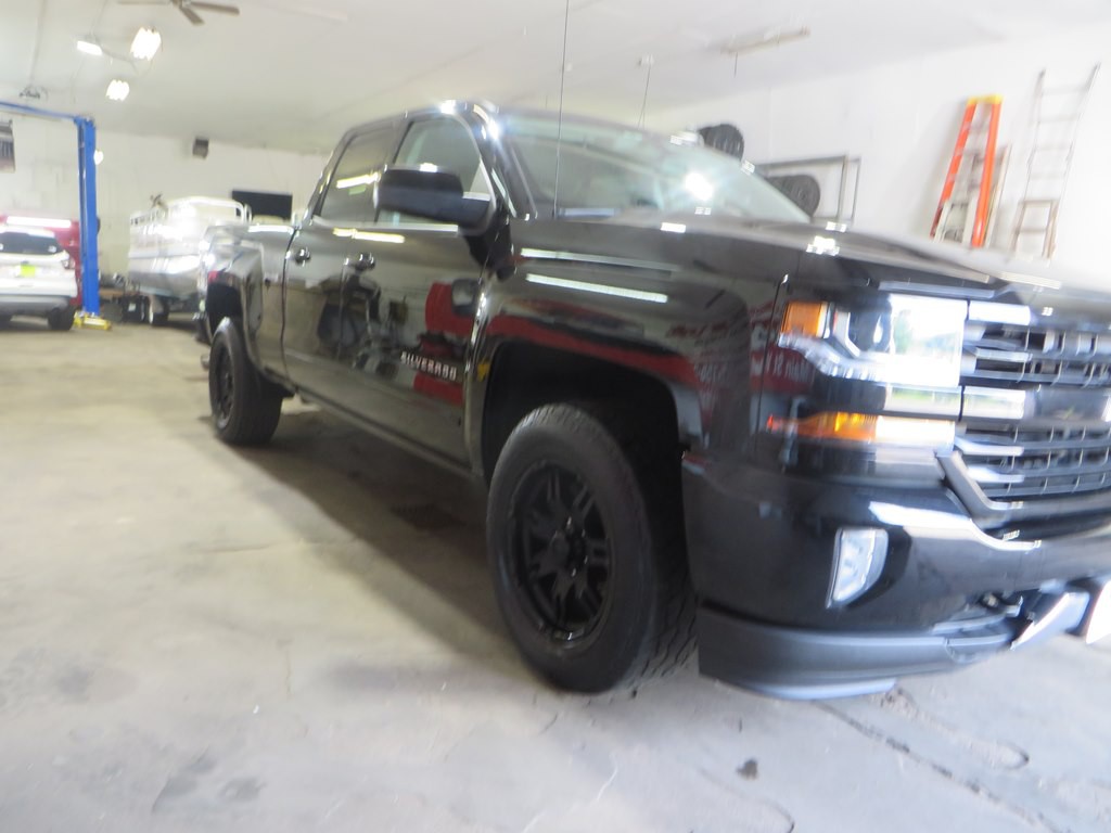 2018 Chevrolet Silverado 1500 Image 3