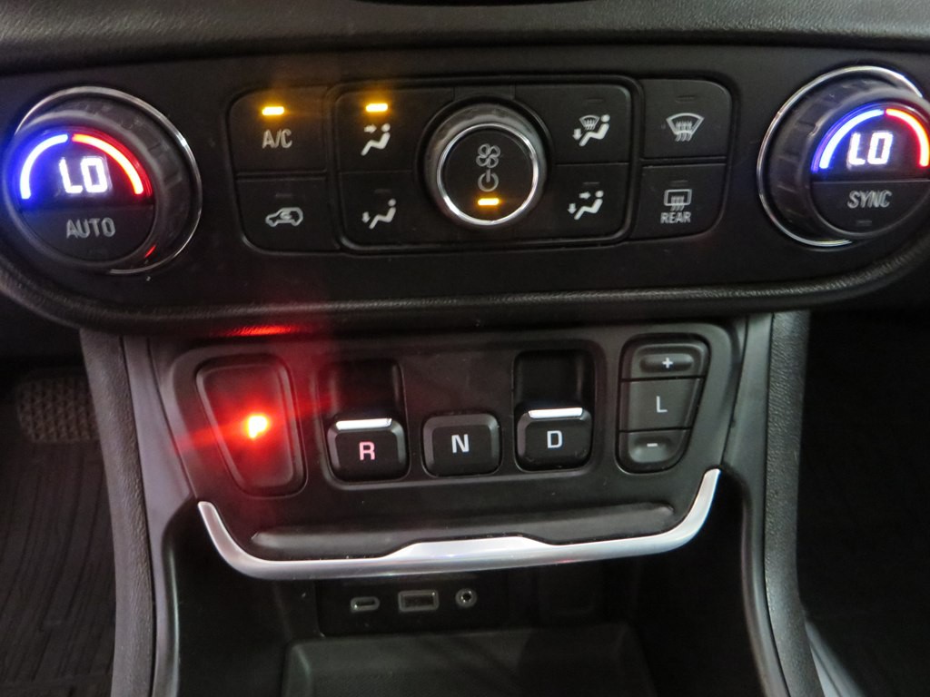 2019 GMC Terrain Image 17