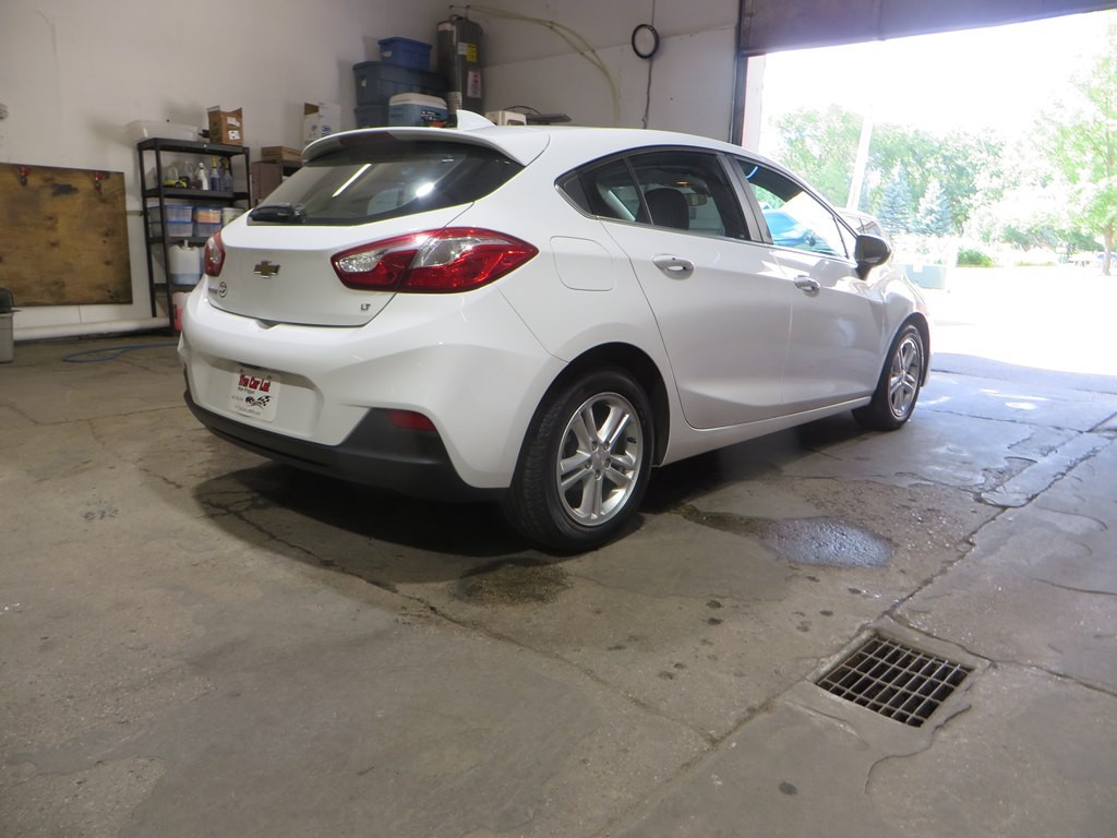 2017 Chevrolet Cruze Image 4