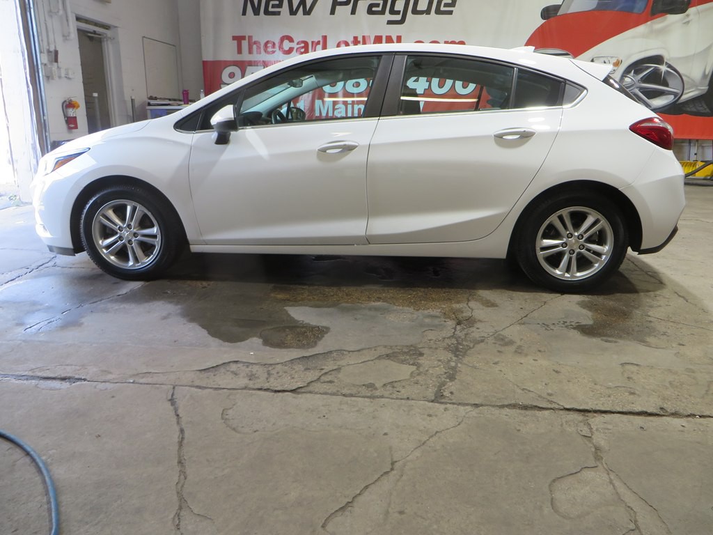 2017 Chevrolet Cruze Image 6