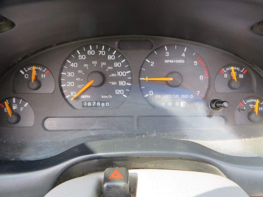 1996 Ford Mustang Image 13