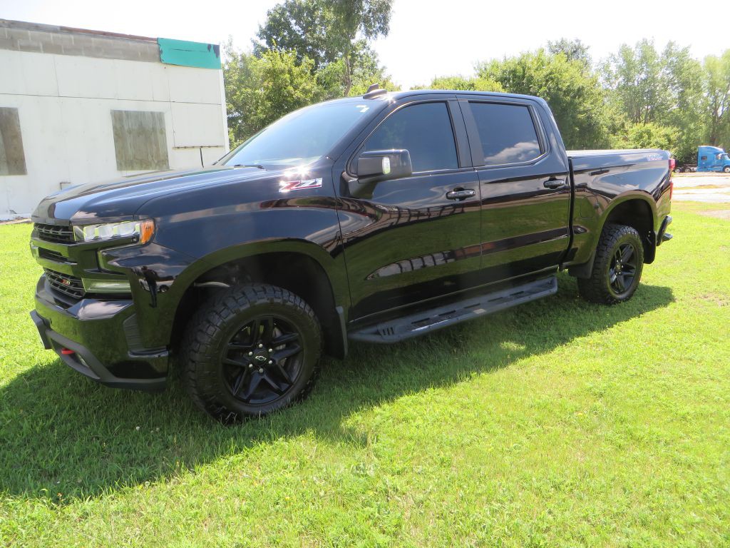 2019 Chevrolet Silverado 1500 Image 2