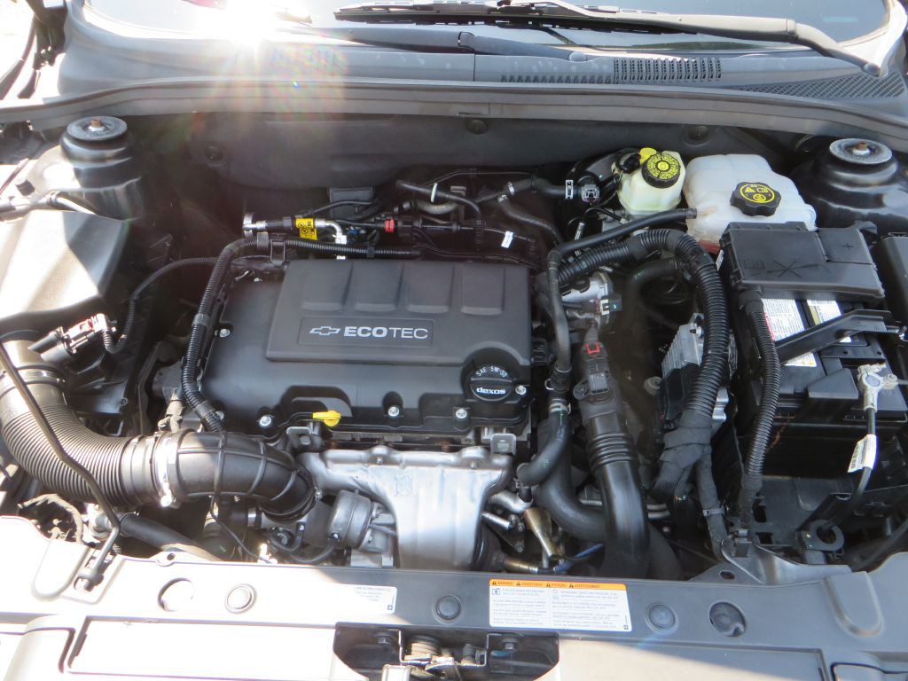 2014 Chevrolet Cruze Image 17