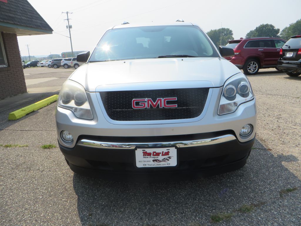 2010 GMC Acadia Image 3