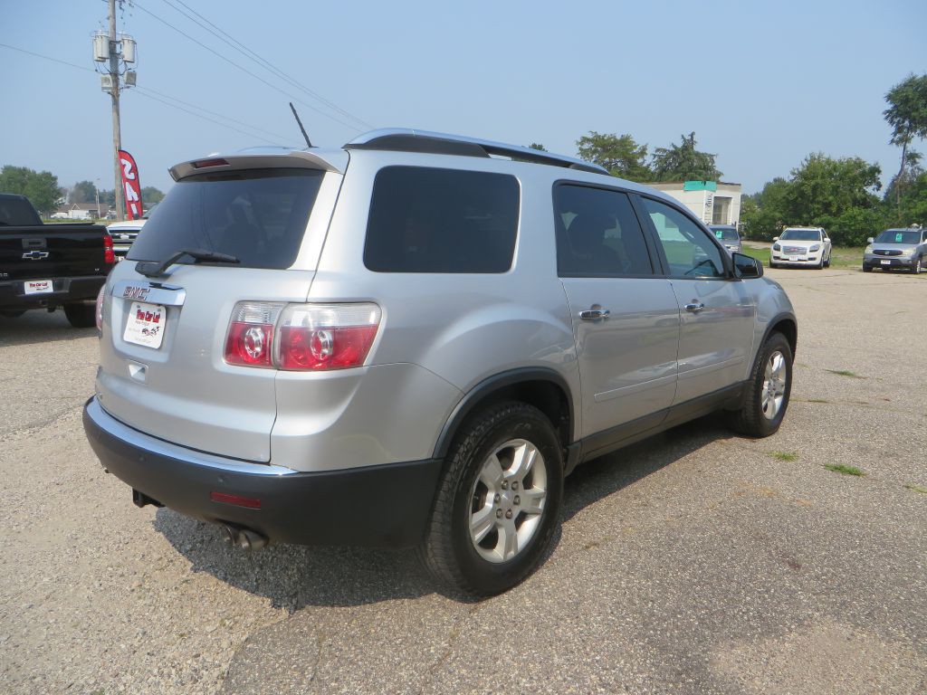 2010 GMC Acadia Image 6