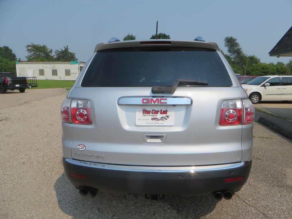 2010 GMC Acadia Image 7