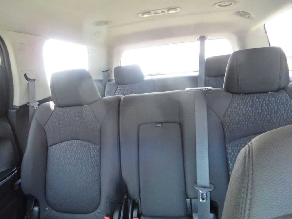2010 GMC Acadia Image 13