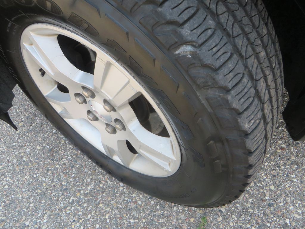 2010 GMC Acadia Image 19
