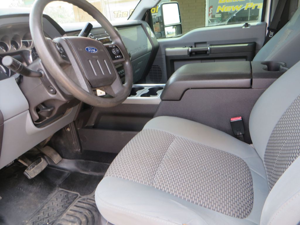 2011 Ford F-250 Image 10
