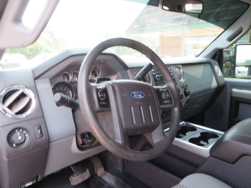 2011 Ford F-250 Image 15
