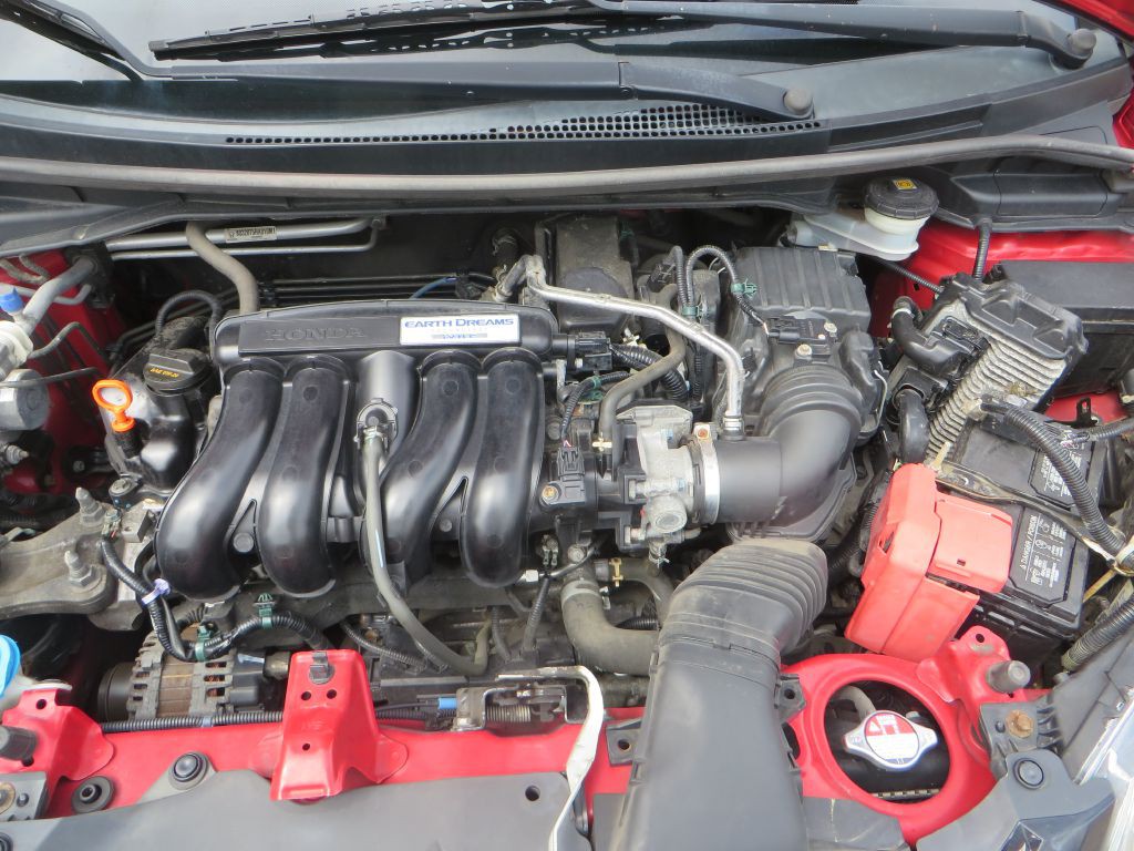 2015 Honda Fit Image 17