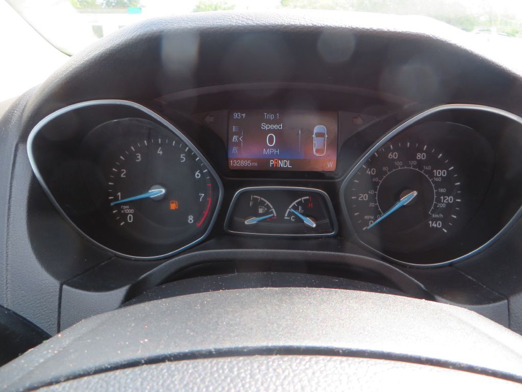 2018 Ford Focus Image 18