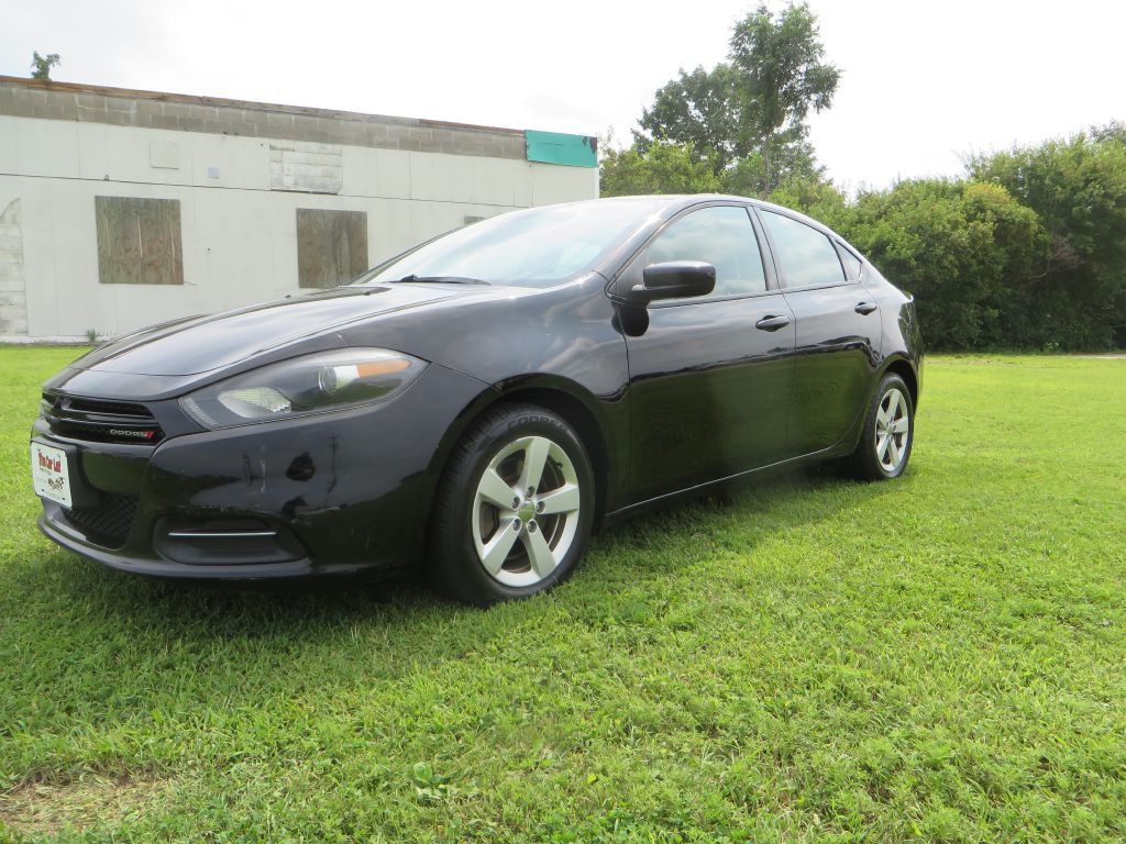 2015 Dodge Dart Image 2