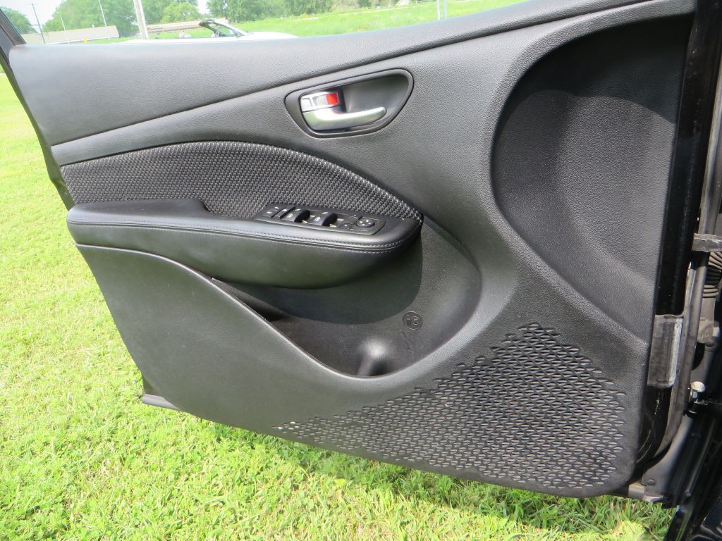 2015 Dodge Dart Image 14