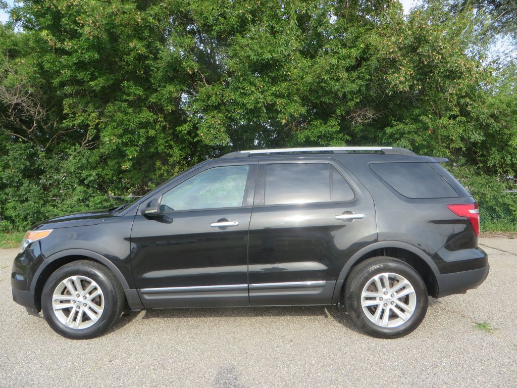 2013 Ford Explorer Image 8