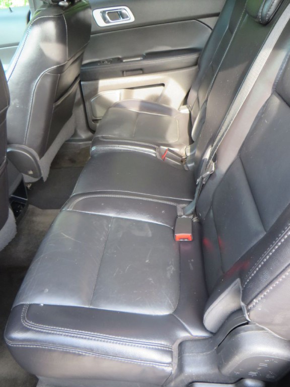 2013 Ford Explorer Image 10