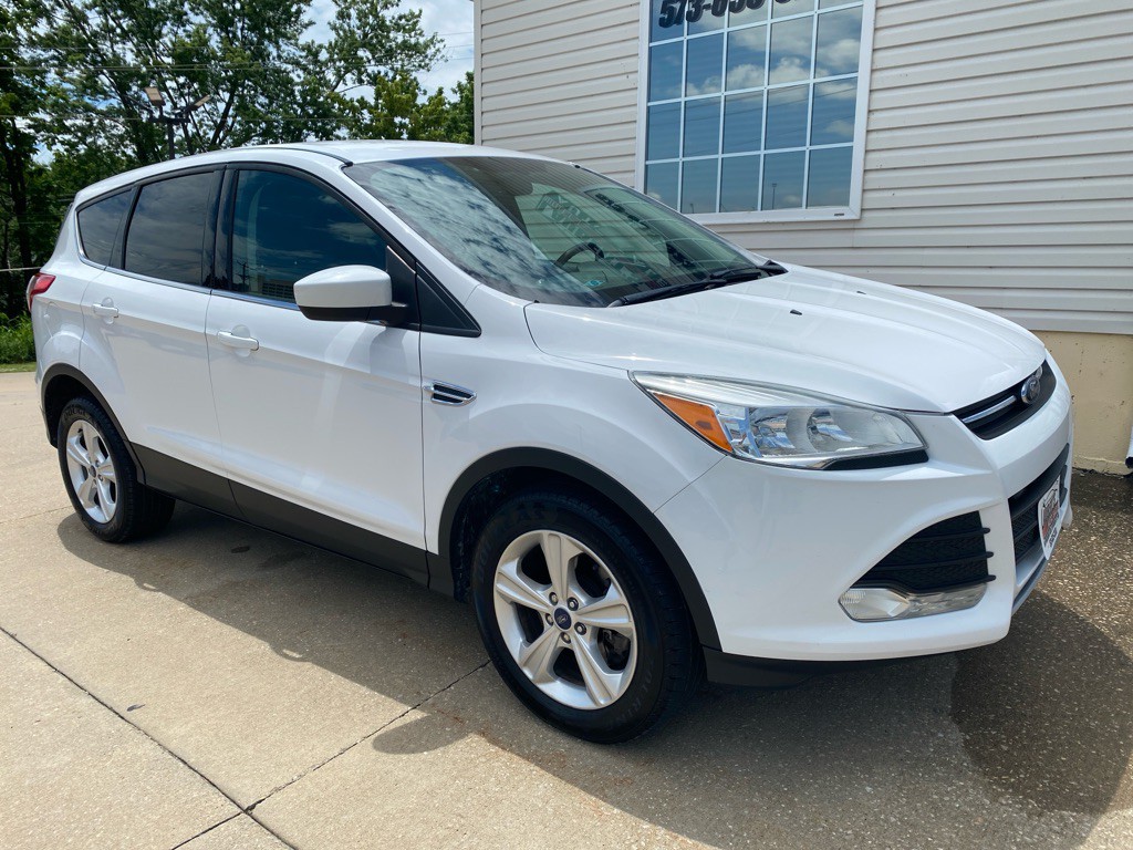 2015 Ford Escape Image 2