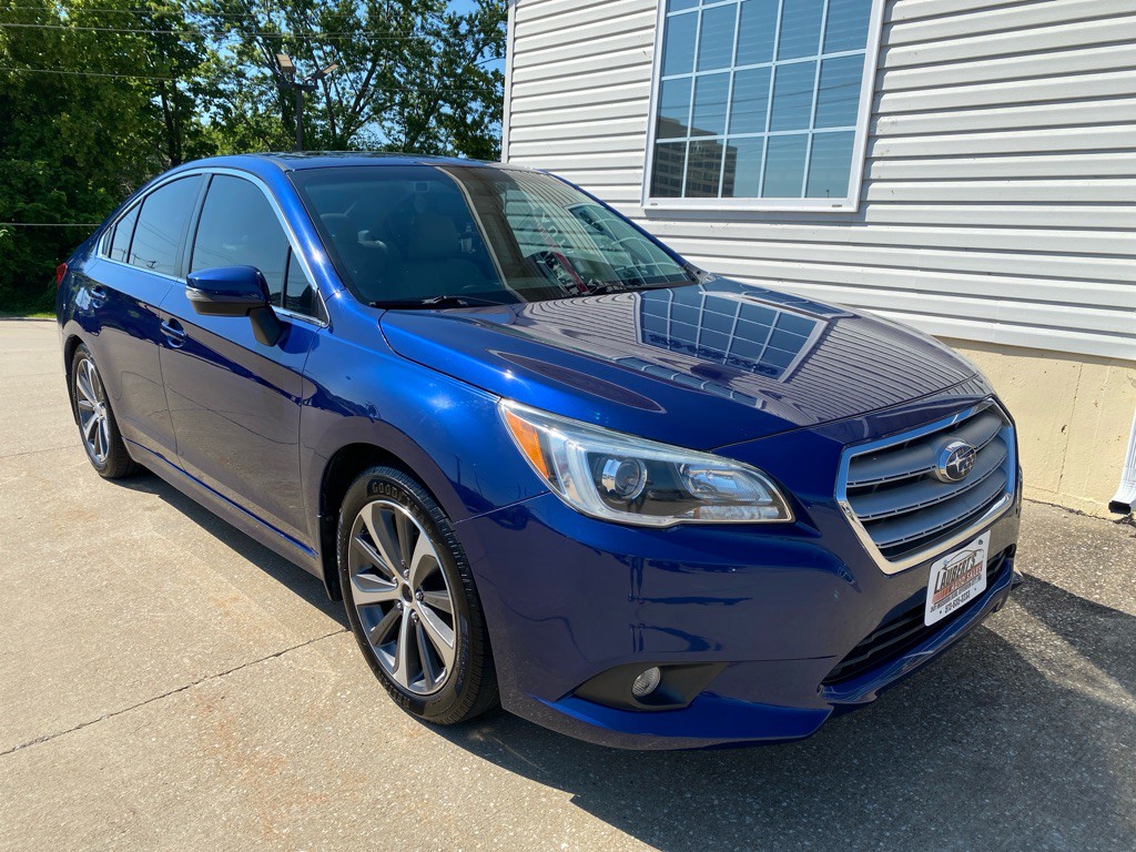 2016 Subaru Legacy Image 2
