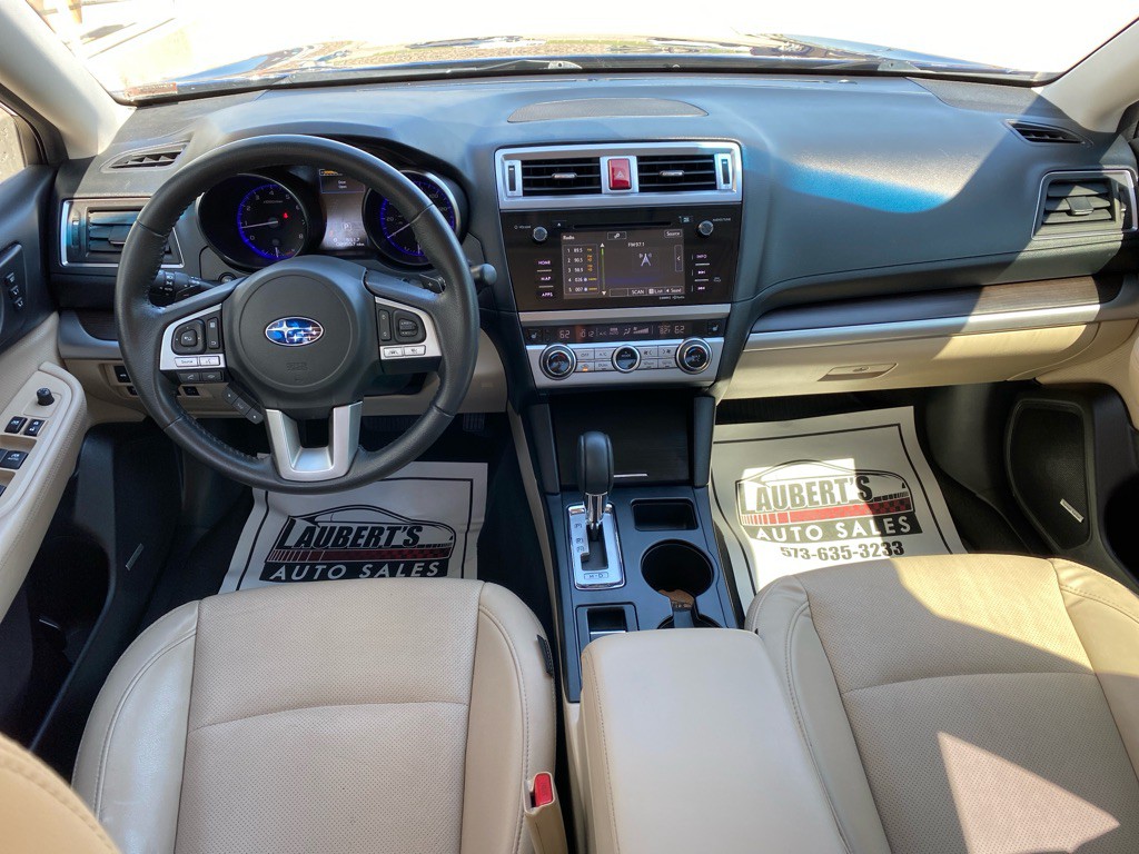 2016 Subaru Legacy Image 13
