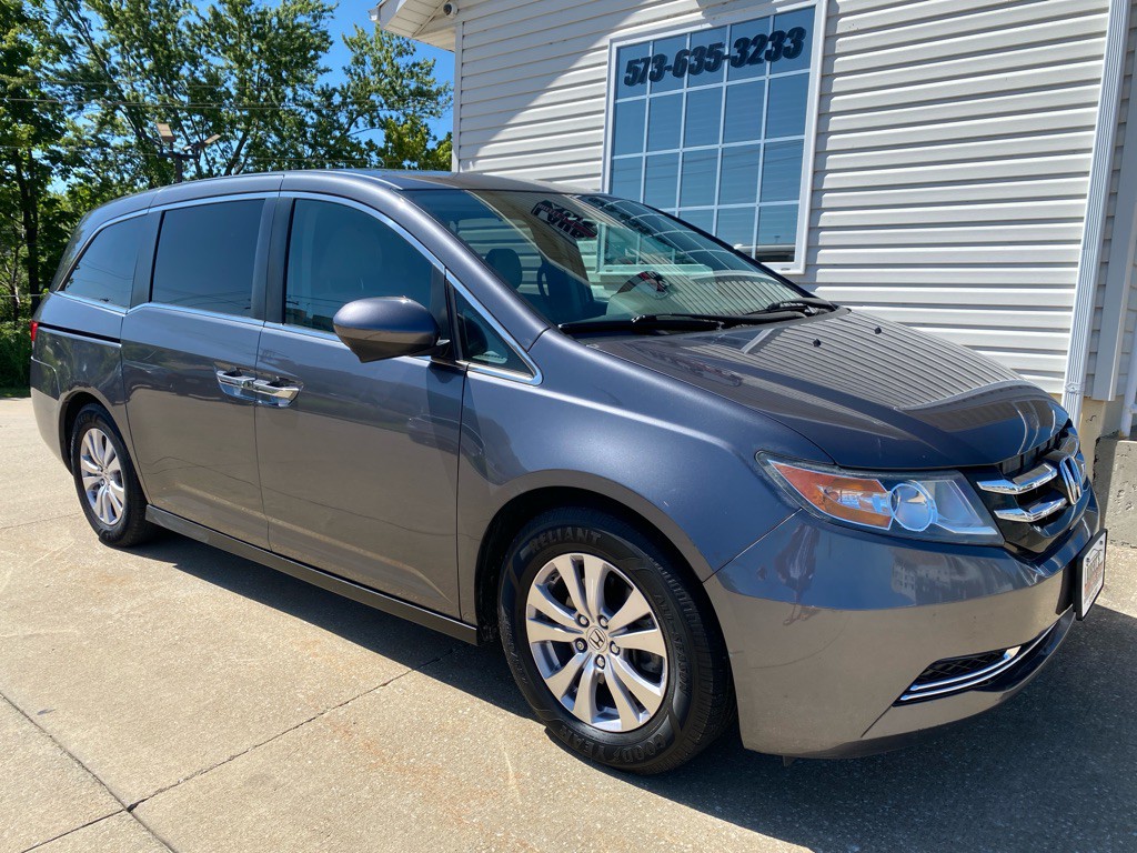 2016 Honda Odyssey Image 2